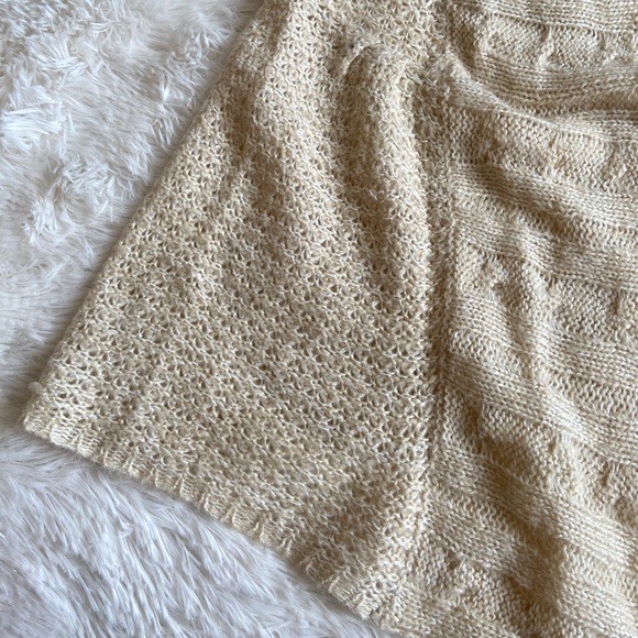 Derek heart open Sleeveless Cardigan - Picture 4 of 5